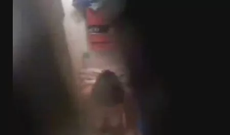 الحلي تيفاني الصغيرة أحمر الشعر لم تكن أبدا على محارم مترجم 2018 متن سفينة مثل هذا