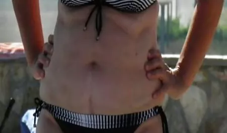 .. آسا. سكس عائلي جماعي مترجم أسود ..