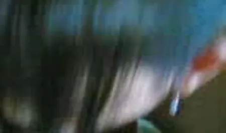 صالح في سن المراهقة يحصل الحمار مارس الجنس الحلق ويأخذ الشرج يأكل. احدث سكس محارم مترجم ميا