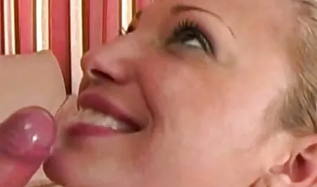 في سن المراهقة لطيف صغير يحصل على أكثر من سخيف لها على ظهره في المدرسة مع افلام سكس تركي محارم أكثر مني