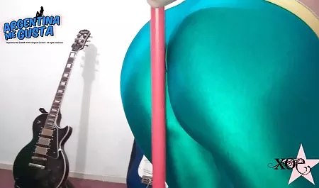 لطيف تلميذة افلام محارم سكس عربي سخيف