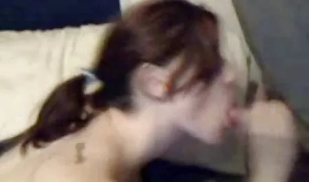 شقي تلميذة في سكس محارم مترجم سن المراهقة يعمل لها