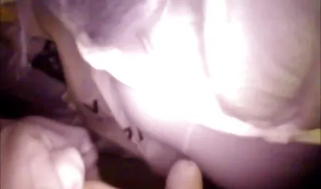 امرأة سمراء في سن المراهقة المصات والملاعين قصص سكس محارم مترجم
