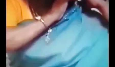 أخ غير شقيق يمتد كس أخته سكس أمهات مترجم عربي بشدة في الليل
