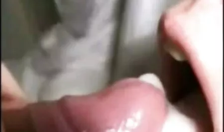 خدمة فلم سكسي محارم مترجم فاخرة في فيلا فاخرة!