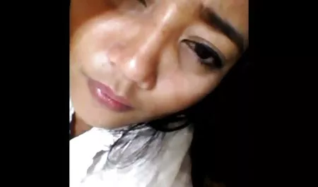 إيما انكلترا فتاة مانشستر 18 مساج سكس محارم مترجم سنة