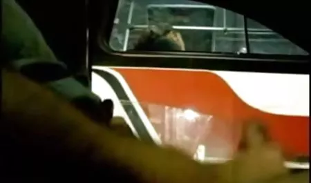 هولي في كل مكان يصبح فيلم سكس امهات مترجم الثلاثة